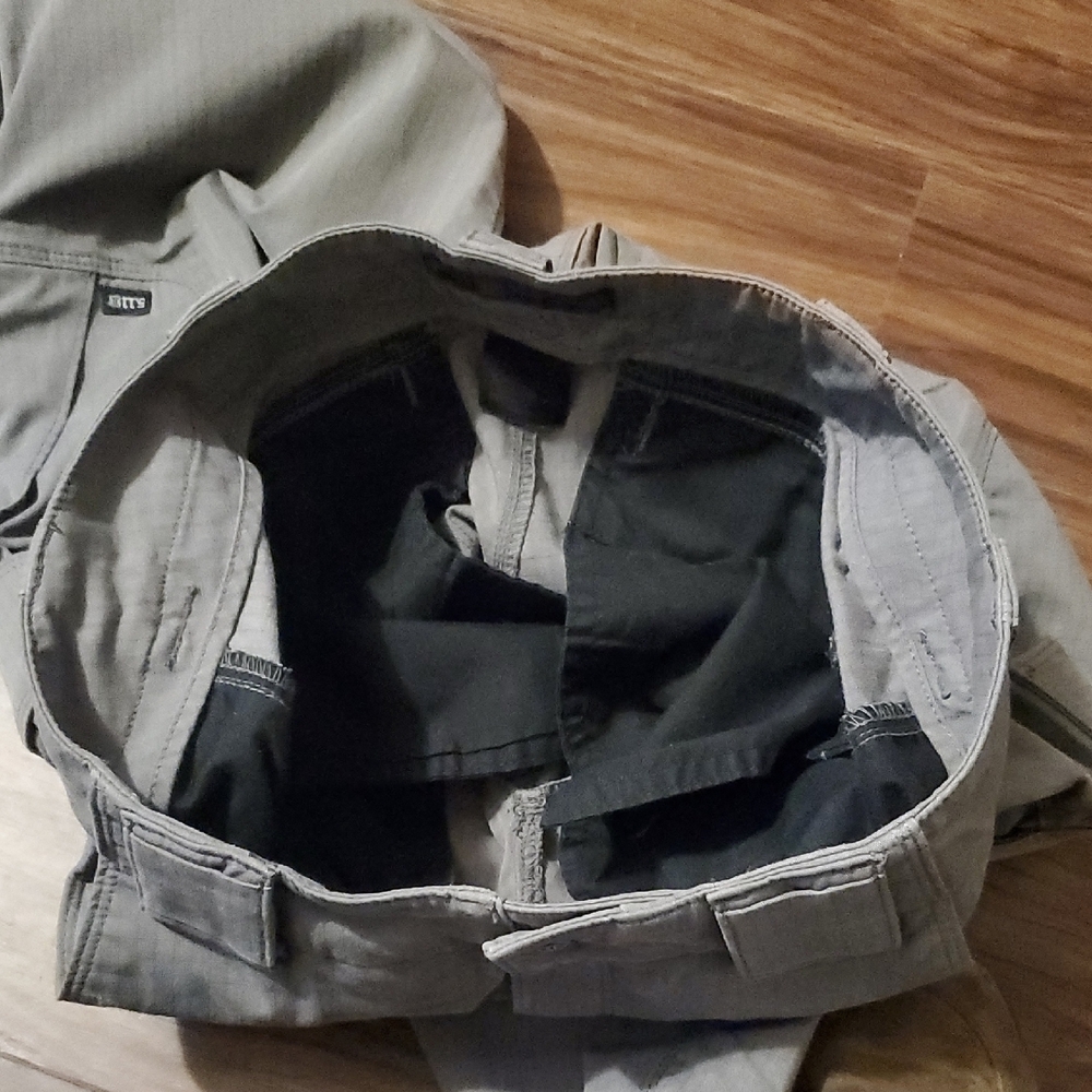 Womens 5.11 Gray Cargo Pants with Multiple Utility Pockets - Picture 13 of 13